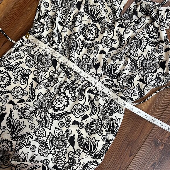 London Times Women’s Jumpsuit Keyhole Halter Black & White Floral Wide Leg Sz 6 - Picture 9 of 13